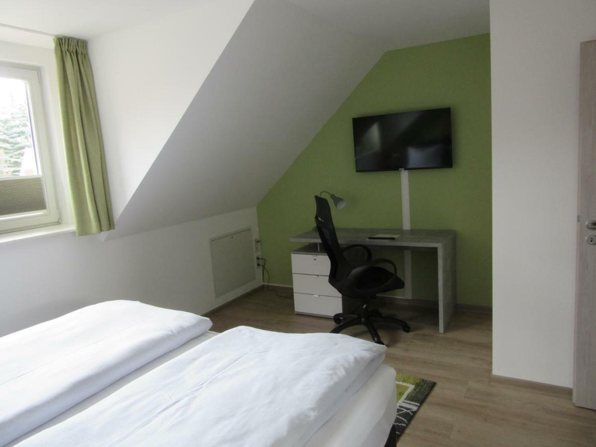 Feriendomizil Taupadel Apartment Burgel  Exterior photo