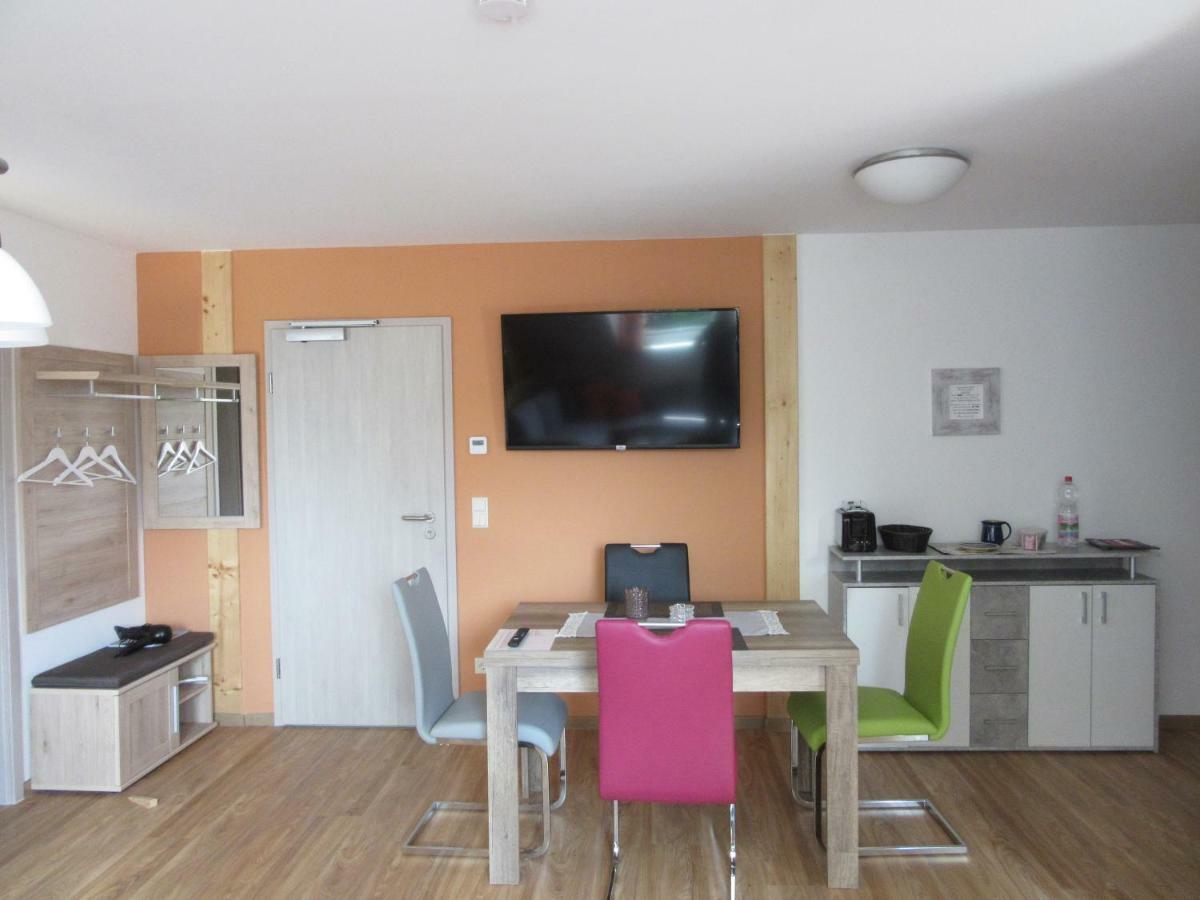 Feriendomizil Taupadel Apartment Burgel  Exterior photo